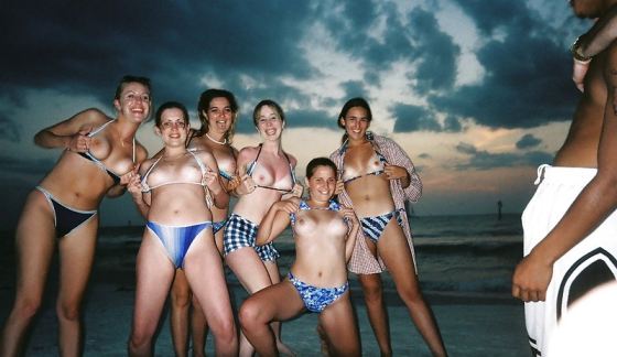 motor scheidsrechter Discriminatie Amateur Group Girls Flashing Tits - Xxx Pics