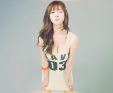 Big Boobs Asian Model Girl Shirt Cleavage