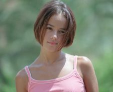 Hot French Singer Alizee