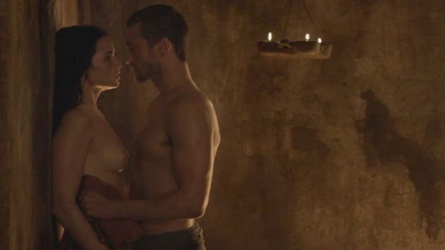 tirarediritto - nude-eyes - Katrina Law in Spartacus - Blood and...