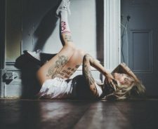 Legs Sara Fabel Girl Model Tattoos Face Hair Shadow