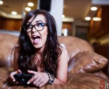 Naked Charles Siritho Girl Gamepad Xbox Fun Glasses