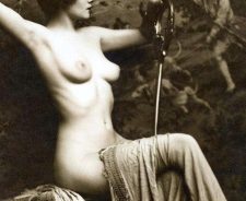 Nude woman vintage french postcards