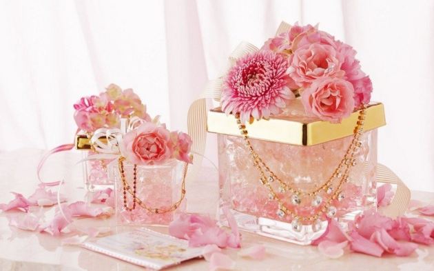 Pink Wedding Flowers Background