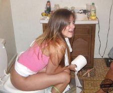 Teen Girls On Toilet Pants Down